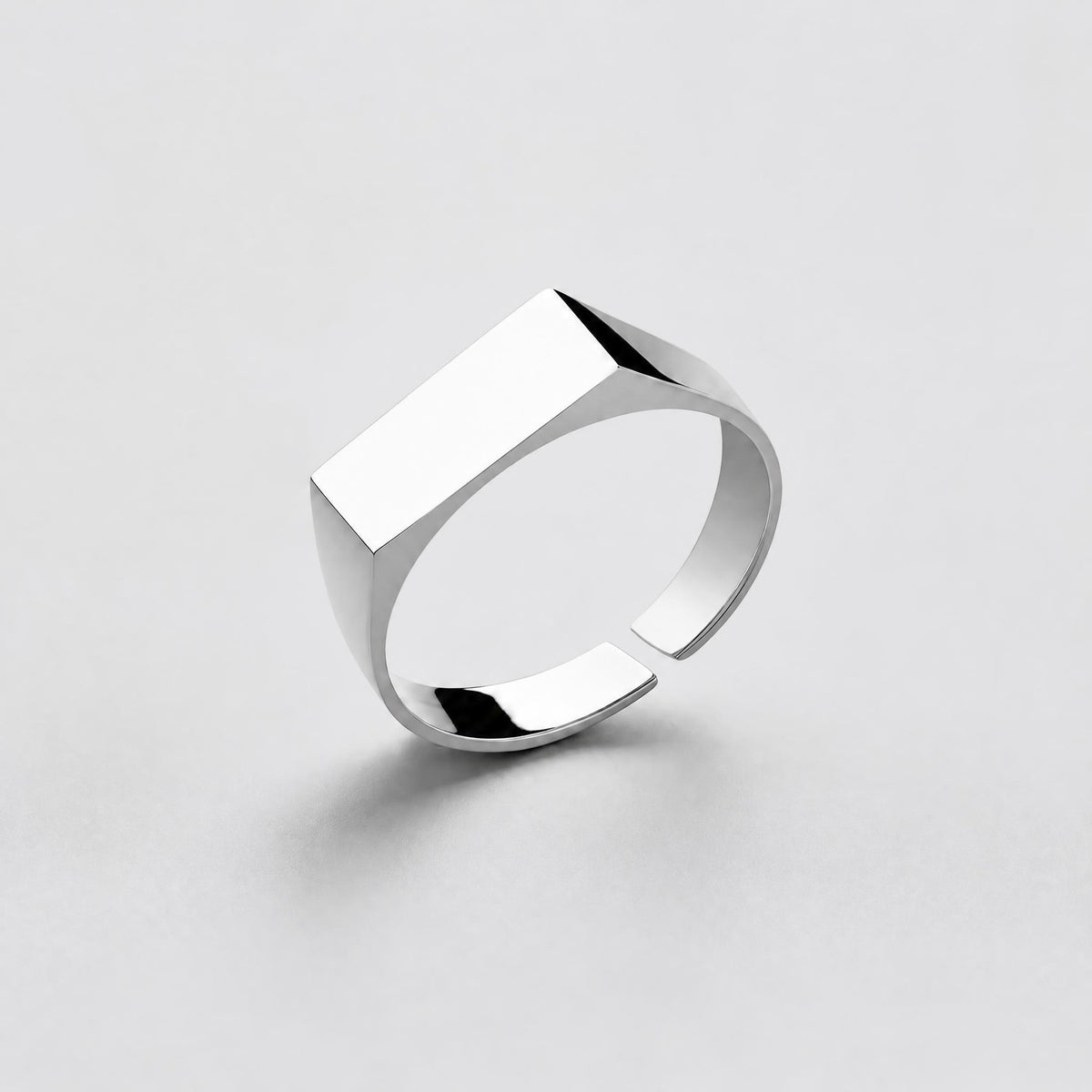 Hammer Ring
